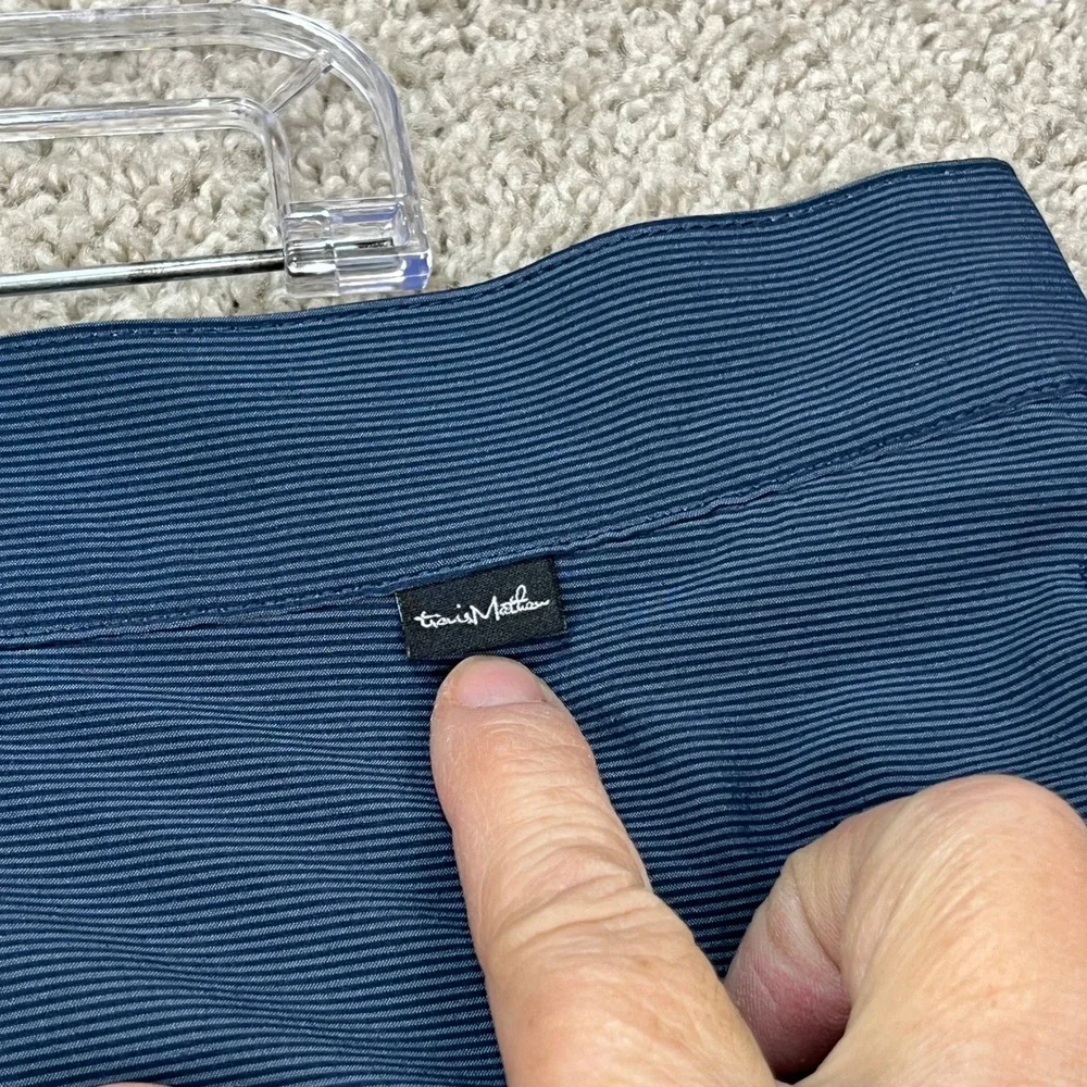 Travis Mathew Shorts Men 38 9 Navy Blue Micro Stripe Flat Front Performance Golf - Picture 3 of 8